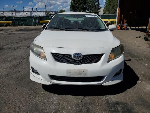 2T1BU4EE0AC404495 - 2010 TOYOTA COROLLA BASE თეთრი ფოტო 5