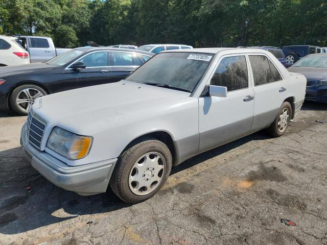 1995 MERCEDES-BENZ E 320 BASE, 
