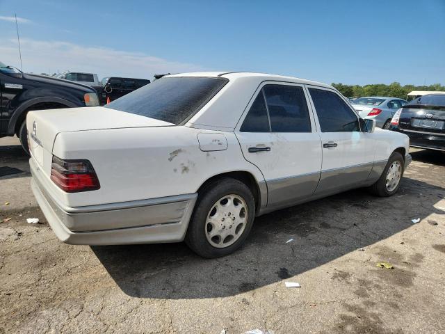 WDBEA32E6SC263753 - 1995 MERCEDES-BENZ E 320 BASE WHITE photo 3