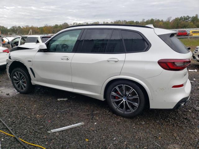 5UXTA6C02P9S00701 - 2023 BMW X5 XDRIVE45E WHITE photo 2