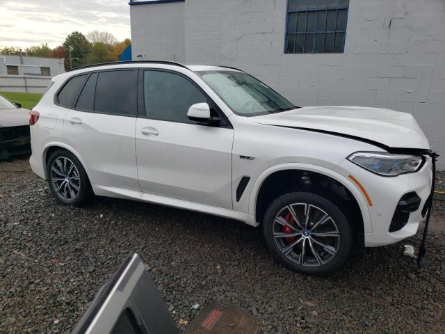 5UXTA6C02P9S00701 - 2023 BMW X5 XDRIVE45E WHITE photo 4