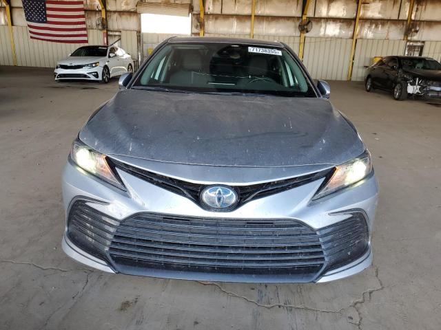 4T1C31AK1NU589050 - 2022 TOYOTA CAMRY LE Gümüş foto 5