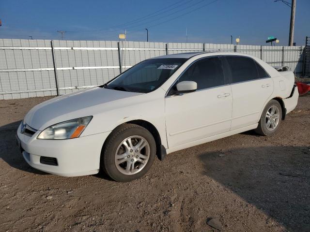 1HGCM56827A169518 - 2007 HONDA ACCORD EX WHITE photo 1