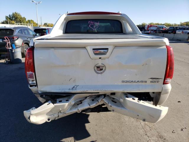 3GYFK62858G174092 - 2008 CADILLAC ESCALADE EXT WHITE photo 6