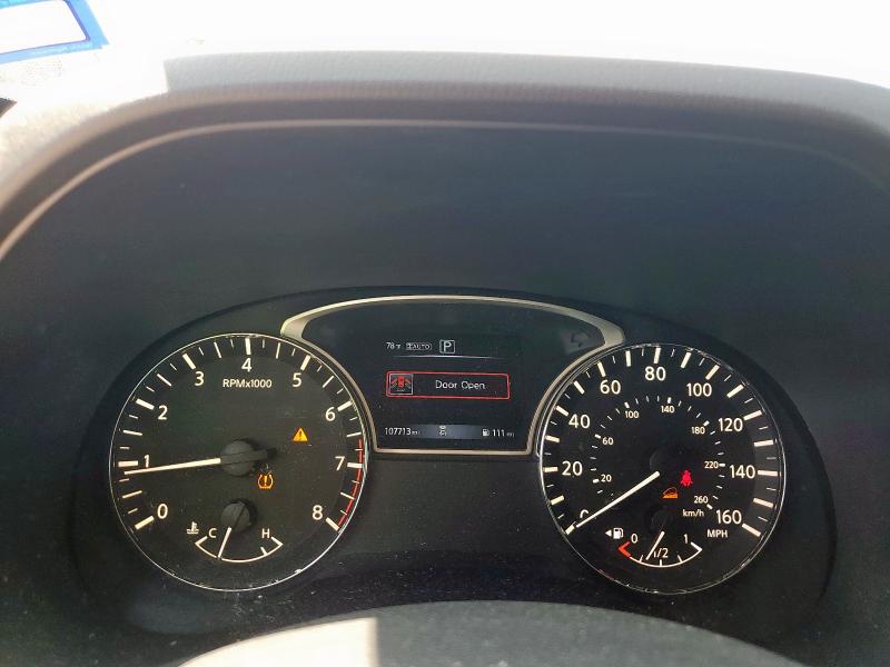 5N1DR2MMXJC656301 - 2018 NISSAN PATHFINDER S Biały zdjęcie 9