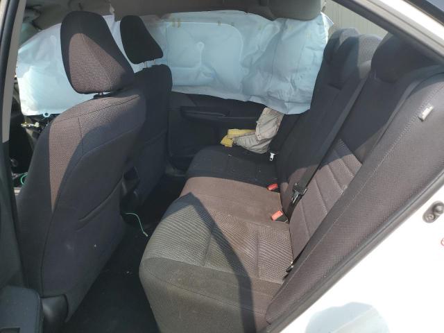 4T1BF1FKXGU165512 - 2016 TOYOTA CAMRY LE WHITE photo 10