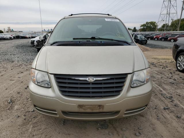 1A4GP45R96B540799 - 2006 CHRYSLER TOWN AND C GOLD photo 5