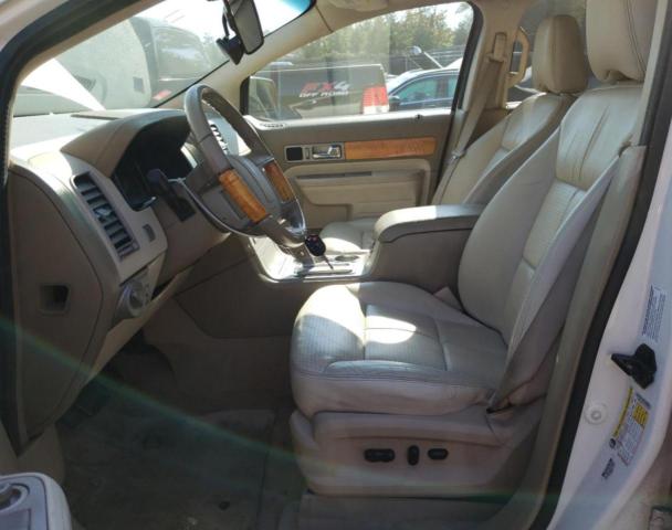 2LMDU88C57BJ13793 - 2007 LINCOLN MKX WHITE photo 7