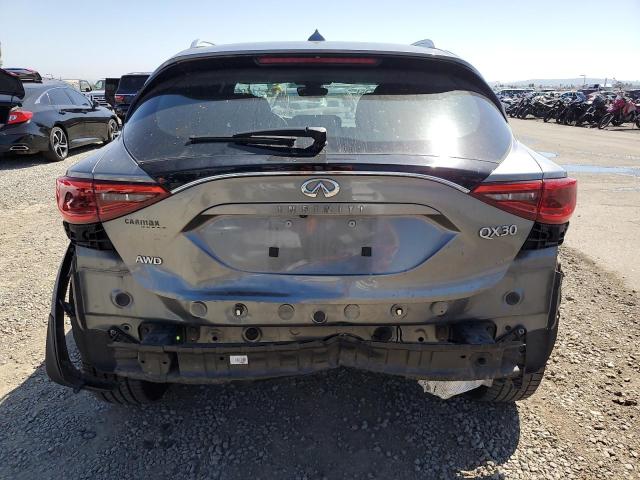 SJKCH5CR4JA045092 - 2018 INFINITI QX30 BASE Grau Foto 6