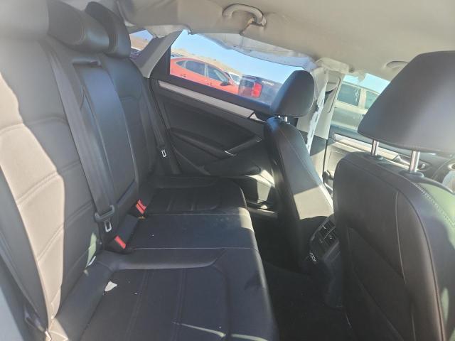 1VWSA7A37LC010080 - 2020 VOLKSWAGEN PASSAT SE WHITE photo 10