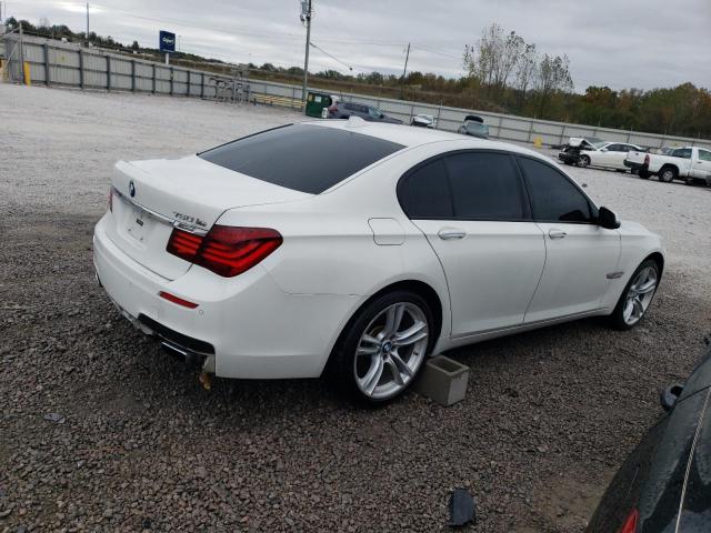 WBAYA8C51ED499863 - 2014 BMW 750 I WHITE photo 3