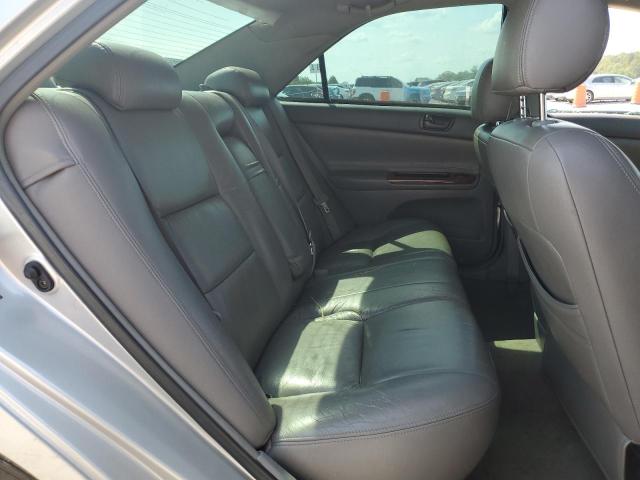 4T1BF32K04U586247 - 2004 TOYOTA CAMRY LE 银色 照片 10