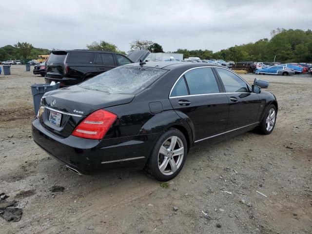 WDDNG9EB2CA473046 - 2012 MERCEDES-BENZ S 550 4MATIC BLACK photo 3