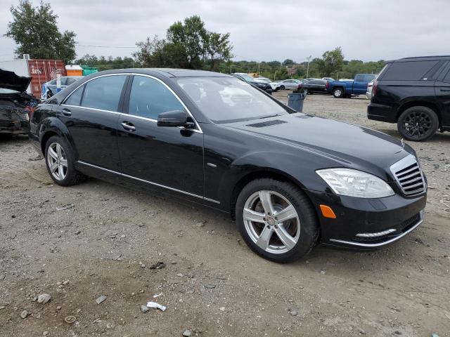 WDDNG9EB2CA473046 - 2012 MERCEDES-BENZ S 550 4MATIC BLACK photo 4
