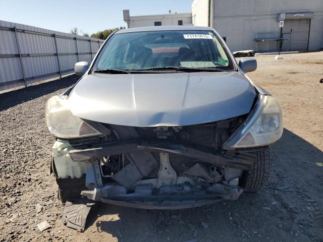 3N1BC1CP7BL465009 - 2011 NISSAN VERSA S SILVER photo 5