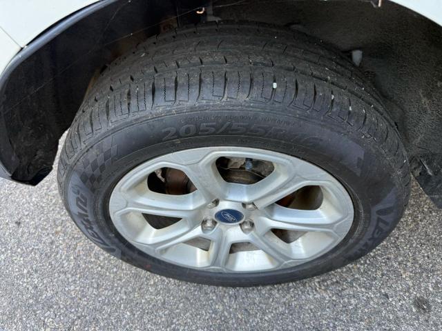 MAJ6S3GL6LC345550 - 2020 FORD ECOSPORT SE Blanc photo 11