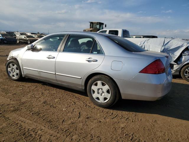 1HGCM56426A118404 - 2006 HONDA ACCORD LX SILVER photo 2