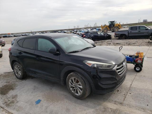 KM8J23A41HU468076 - 2017 HYUNDAI TUCSON SE BLACK photo 4