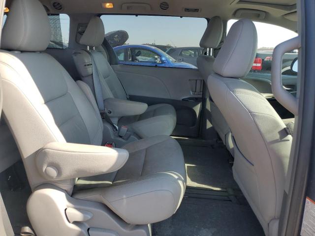 5TDYK3DC7FS664790 - 2015 TOYOTA SIENNA XLE BLUE photo 11