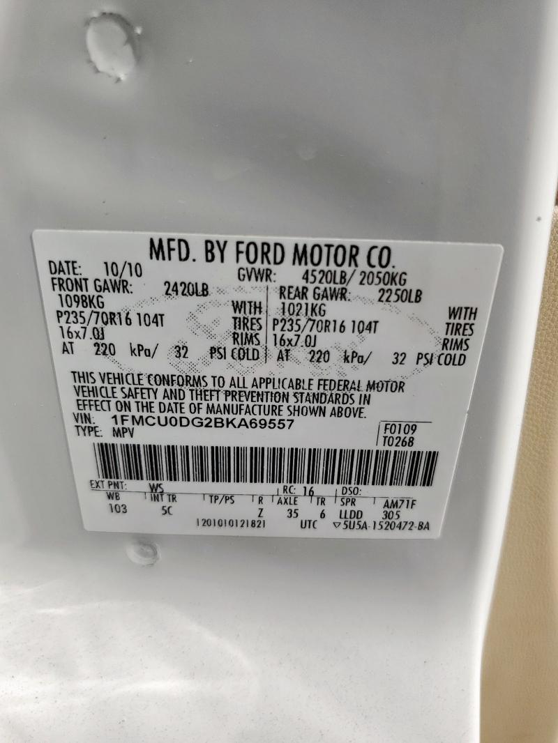 1FMCU0DG2BKA69557 - 2011 FORD ESCAPE XLT WHITE photo 13