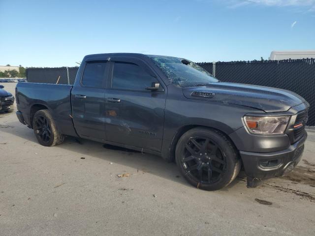 1C6RREBG2KN724466 - 2019 RAM 1500 BIG HORN/LONE STAR GRAY photo 4