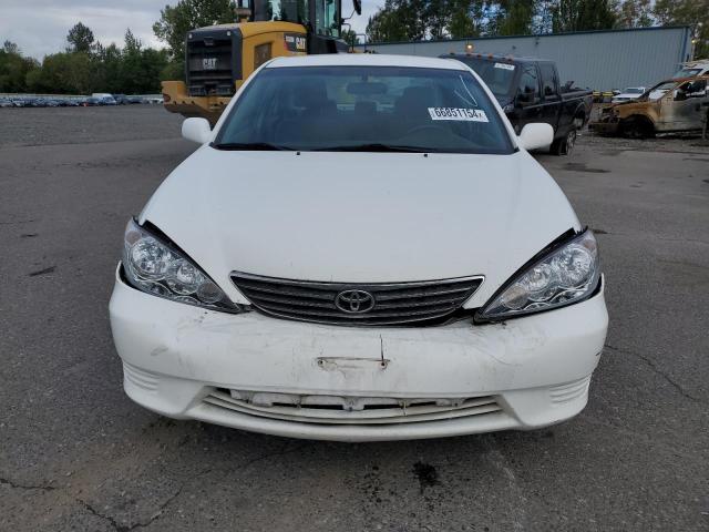 4T1BE32K56U723219 - 2006 TOYOTA CAMRY LE WHITE photo 5