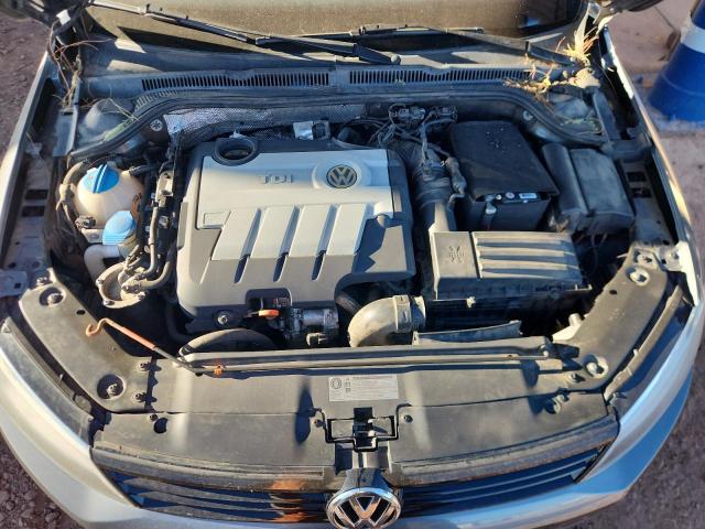 3VW3L7AJ0BM085570 - 2011 VOLKSWAGEN JETTA TDI SILVER photo 11