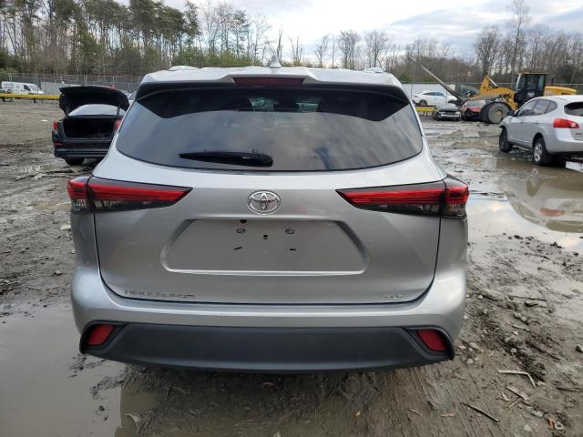 5TDGZRAH5LS500105 - 2020 TOYOTA HIGHLANDER XLE ვერცხლისფერი ფოტო 6