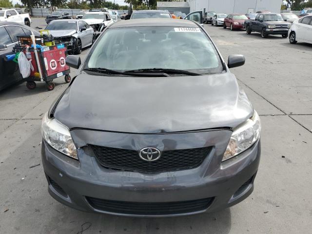 JTDBU4EE7AJ075363 - 2010 TOYOTA COROLLA BASE Grau Foto 5