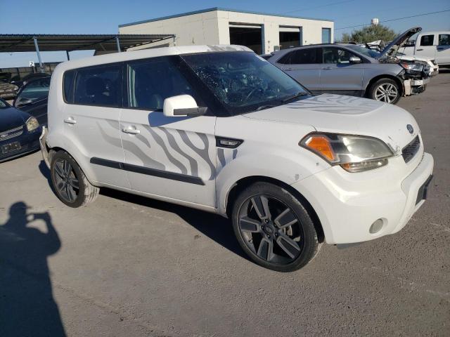 KNDJT2A20B7276096 - 2011 KIA SOUL + WHITE photo 4