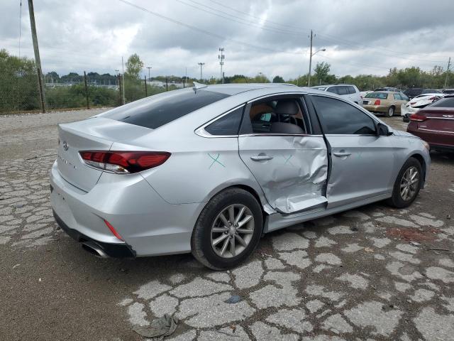 5NPE24AF6KH786807 - 2019 HYUNDAI SONATA SE SILVER photo 3