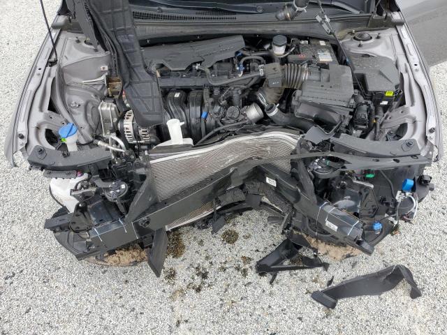 KMHLP4DG3RU730459 - 2024 HYUNDAI ELANTRA LIMITED GRAY photo 11