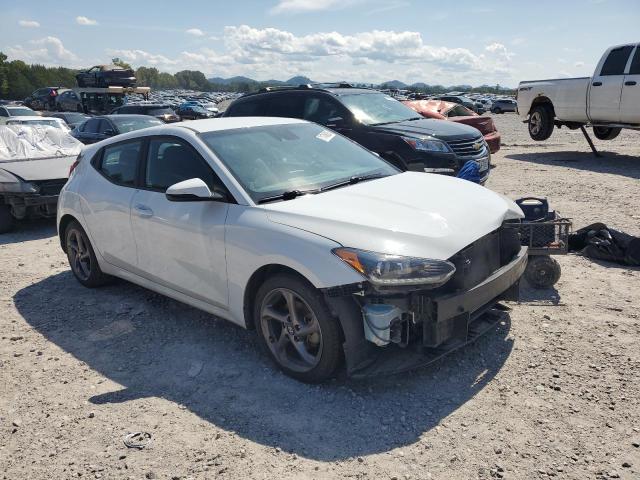 KMHTG6AF0KU017404 - 2019 HYUNDAI VELOSTER BASE WHITE photo 4