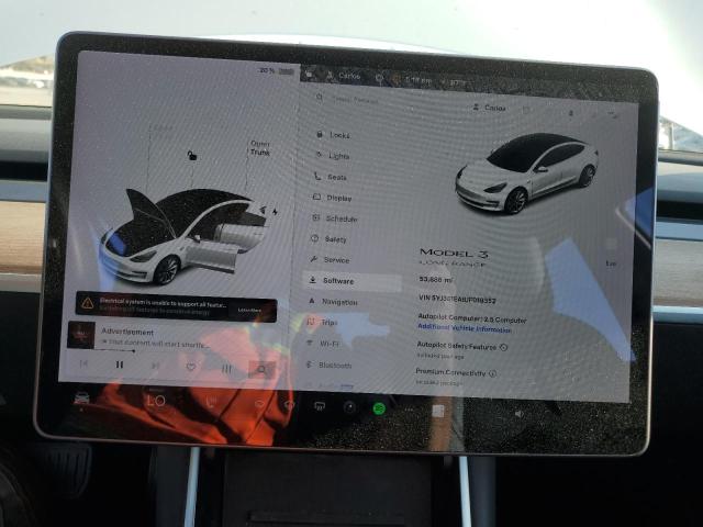 5YJ3E1EA8JF018352 - 2018 TESLA MODEL 3 Biały zdjęcie 9