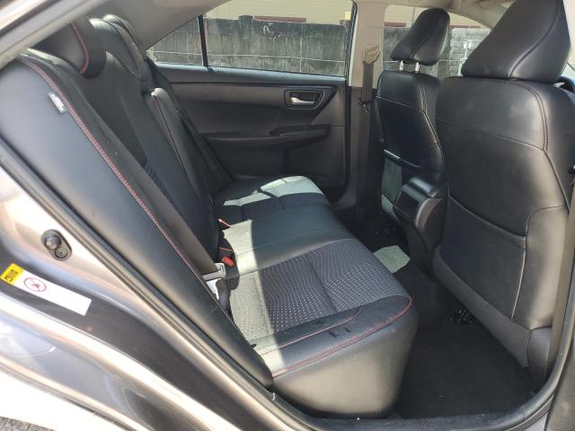 4T1BF1FK9FU052780 - 2015 TOYOTA CAMRY LE Сірий фото 10