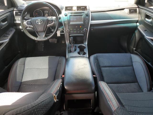 4T1BF1FK9FU052780 - 2015 TOYOTA CAMRY LE Сірий фото 8