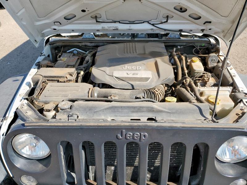 1C4BJWDG1GL114940 - 2016 JEEP WRANGLER U SPORT أبيض صورة 12