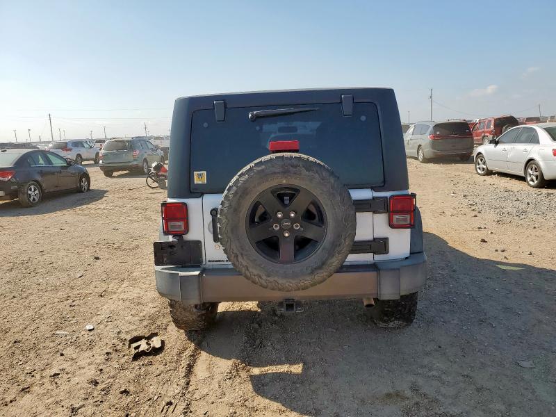 1C4BJWDG1GL114940 - 2016 JEEP WRANGLER U SPORT أبيض صورة 6