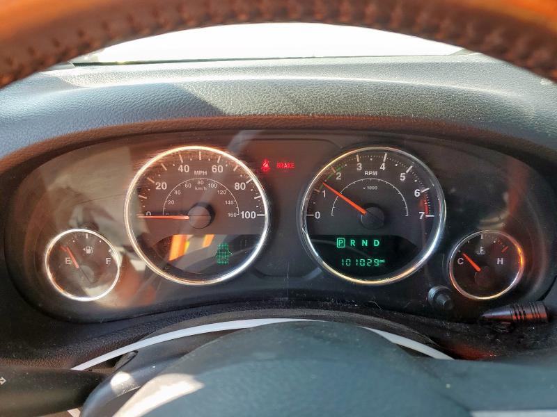 1C4BJWDG1GL114940 - 2016 JEEP WRANGLER U SPORT أبيض صورة 9