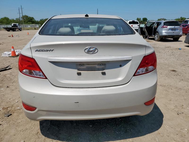 KMHCT4AE8GU060595 - 2016 HYUNDAI ACCENT SE კრემისფერი ფოტო 6