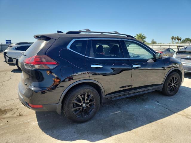5N1AT2MT2JC822578 - 2018 NISSAN ROGUE S Czarny zdjęcie 3