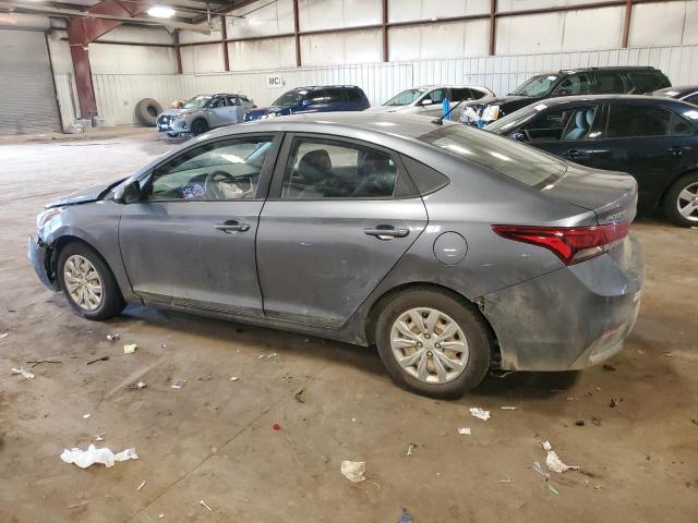 3KPC24A38JE017211 - 2018 HYUNDAI ACCENT SE Серый фото 2