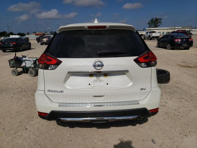 KNMAT2MT9JP552472 - 2018 NISSAN ROGUE S WHITE photo 6