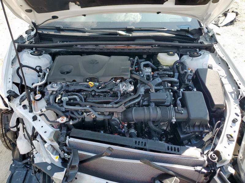 4T1DAACK1SU624589 - 2025 TOYOTA CAMRY XSE 白色 照片 12