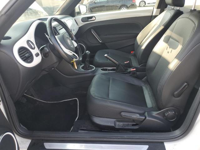 3VWHP7AT4CM622602 - 2012 VOLKSWAGEN BEETLE 白色 照片 7