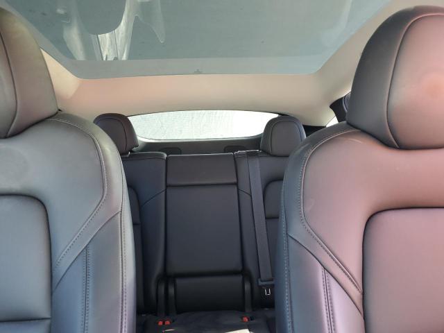 7SAYGDEE0PA093981 - 2023 TESLA MODEL Y WHITE photo 10