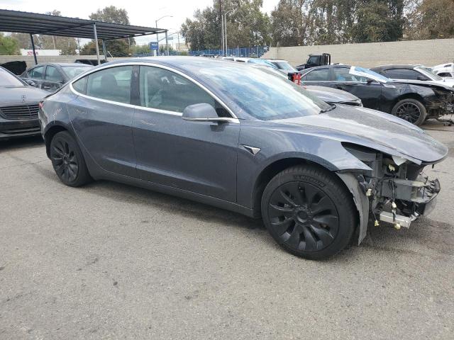 5YJ3E1EA5LF705002 - 2020 TESLA MODEL 3 GRAY photo 4