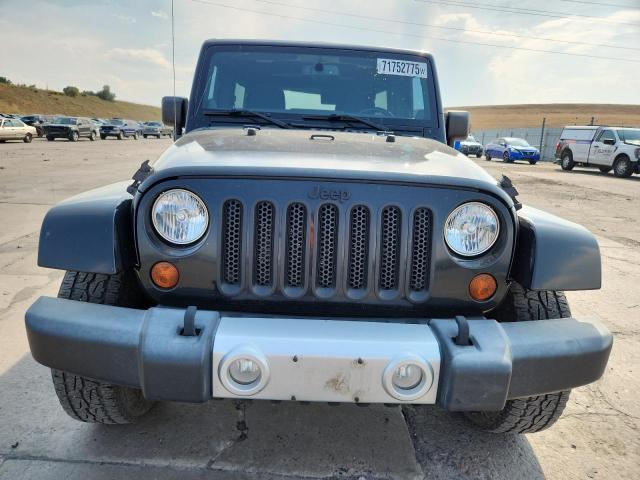 1C4BJWEG0DL643970 - 2013 JEEP WRANGLER U SAHARA BLACK photo 5