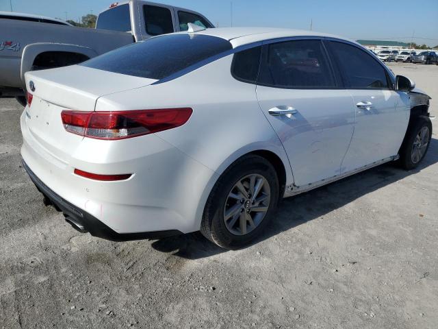 5XXGT4L38KG347564 - 2019 KIA OPTIMA LX WHITE photo 3