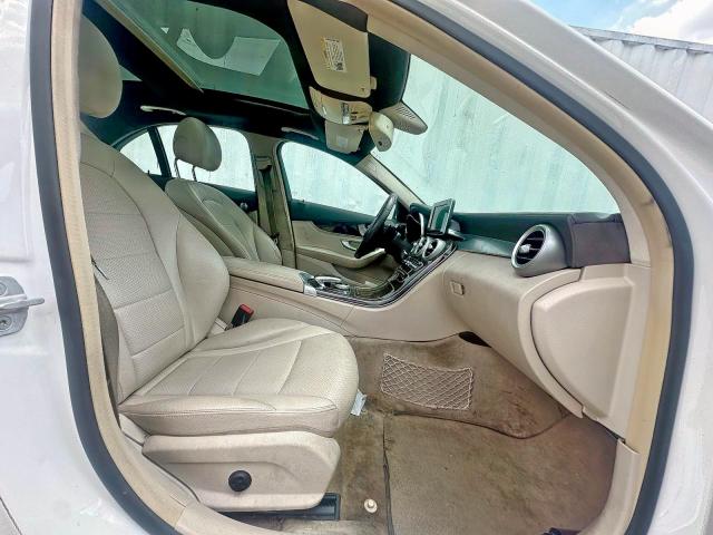 55SWF4KB4FU065828 - 2015 MERCEDES-BENZ C 300 4MATIC WHITE photo 5
